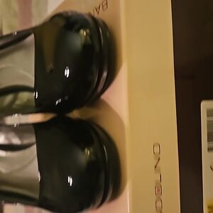 New 9M Bandolino Priscilla Dress Shoe